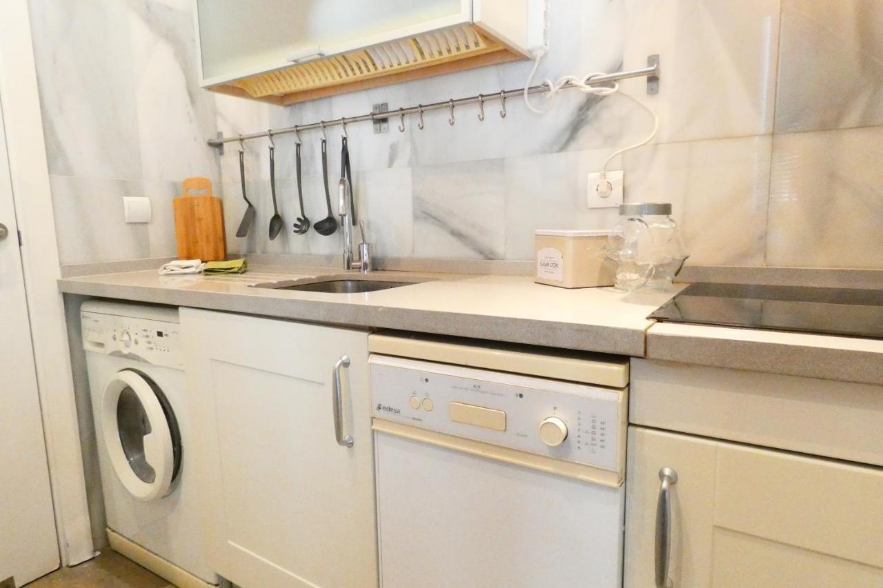 Homeyseville-Luxury Apartment Arenal 6 Pax, Parking Optional Exterior photo